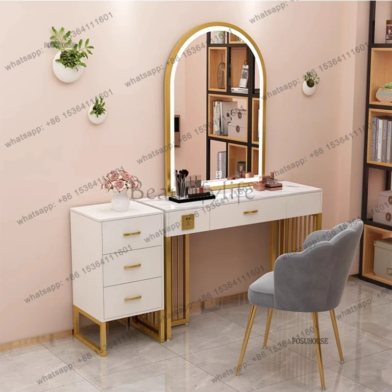 X4 Professional Store Makeup V - đánh giá và giá Beauty And Makeup Studio