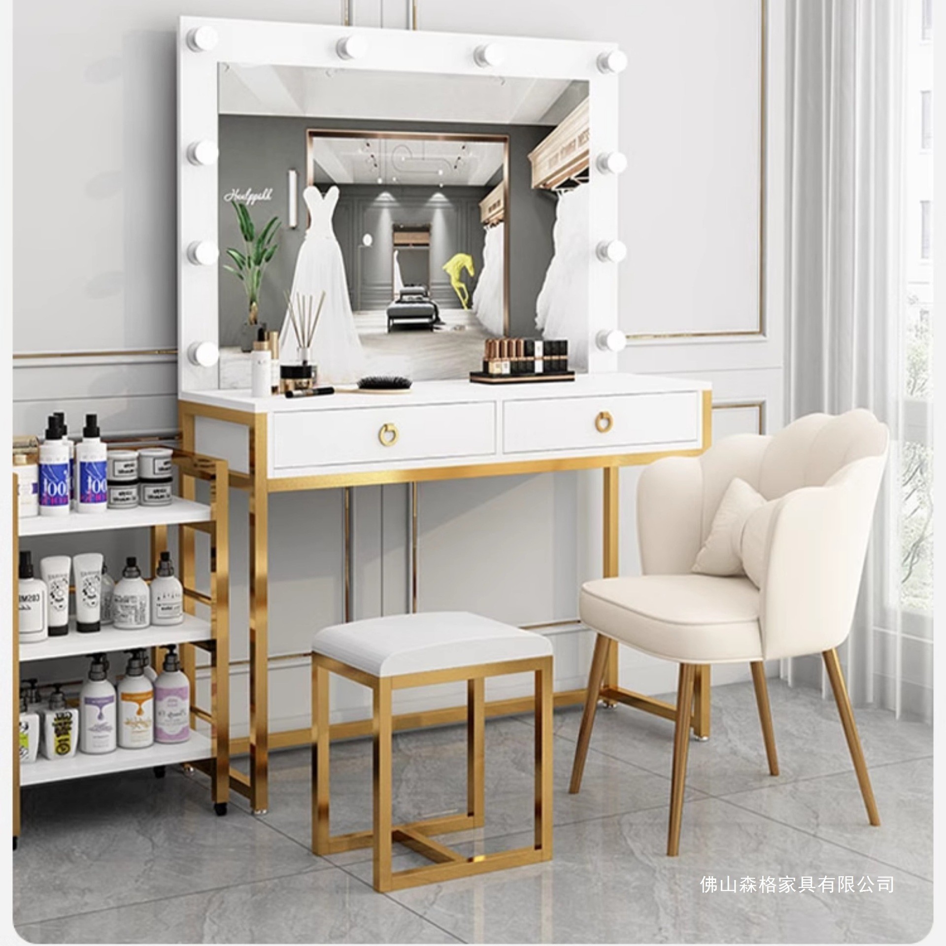 Studio dresser with lamp mirro - đánh giá và giá Beauty And Makeup Studio