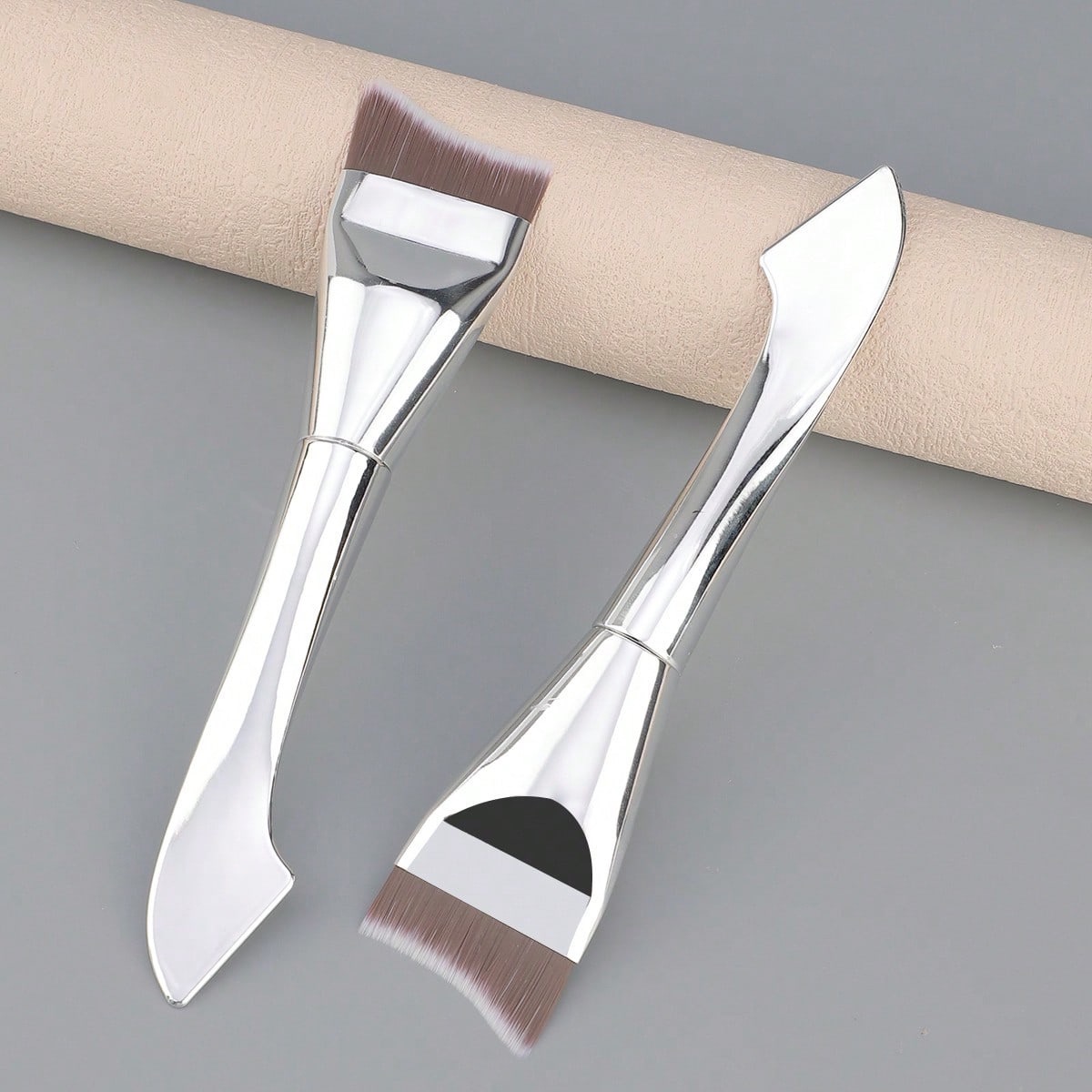 Upgraded Crescent Design Found - đánh giá và giá Beauty Makeup Design