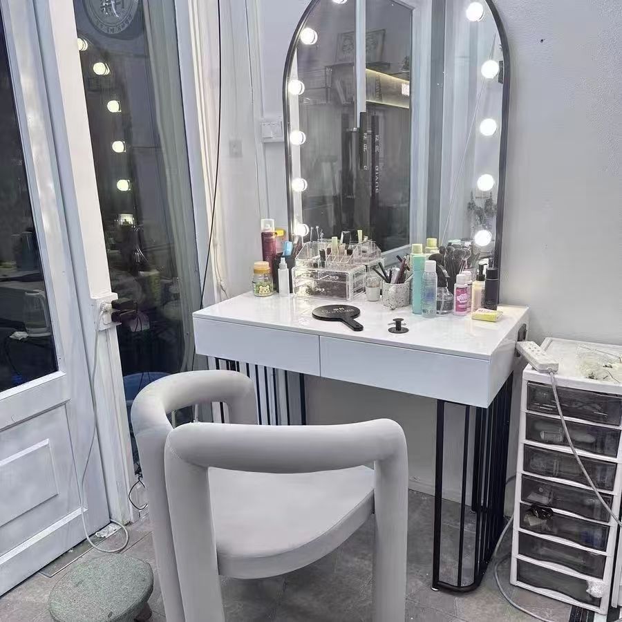 Nordic style shadow studio dre - đánh giá và giá Beauty And Makeup Studio
